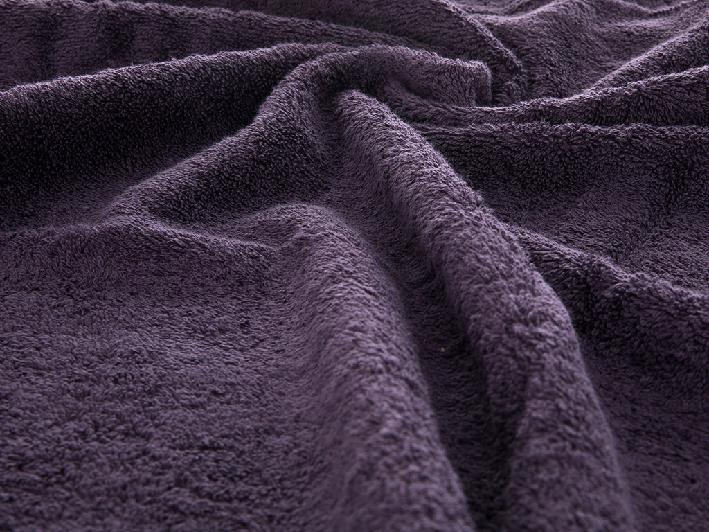 Pure Basic BATH TOWEL 100x150 Cm. Dark Purple