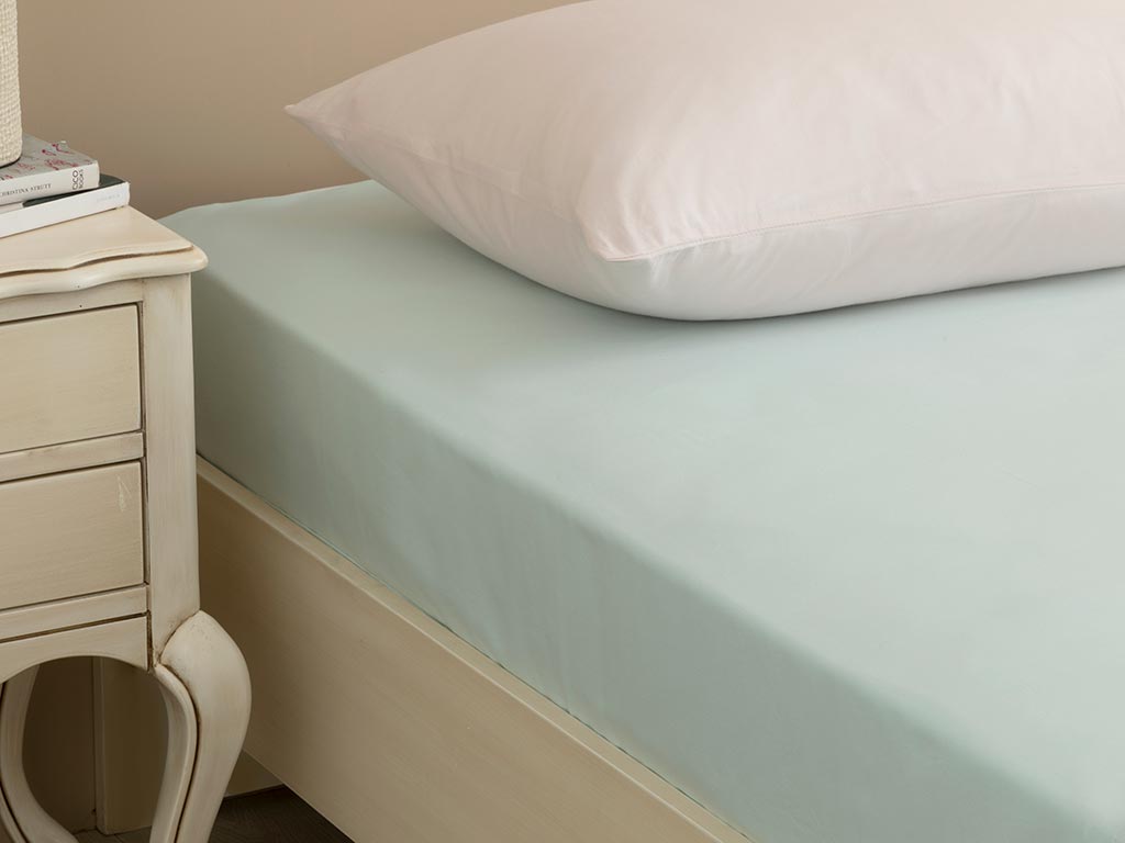 Plain Cottony For One Person FITTED SHEET 100x200 Cm. LightCeladon