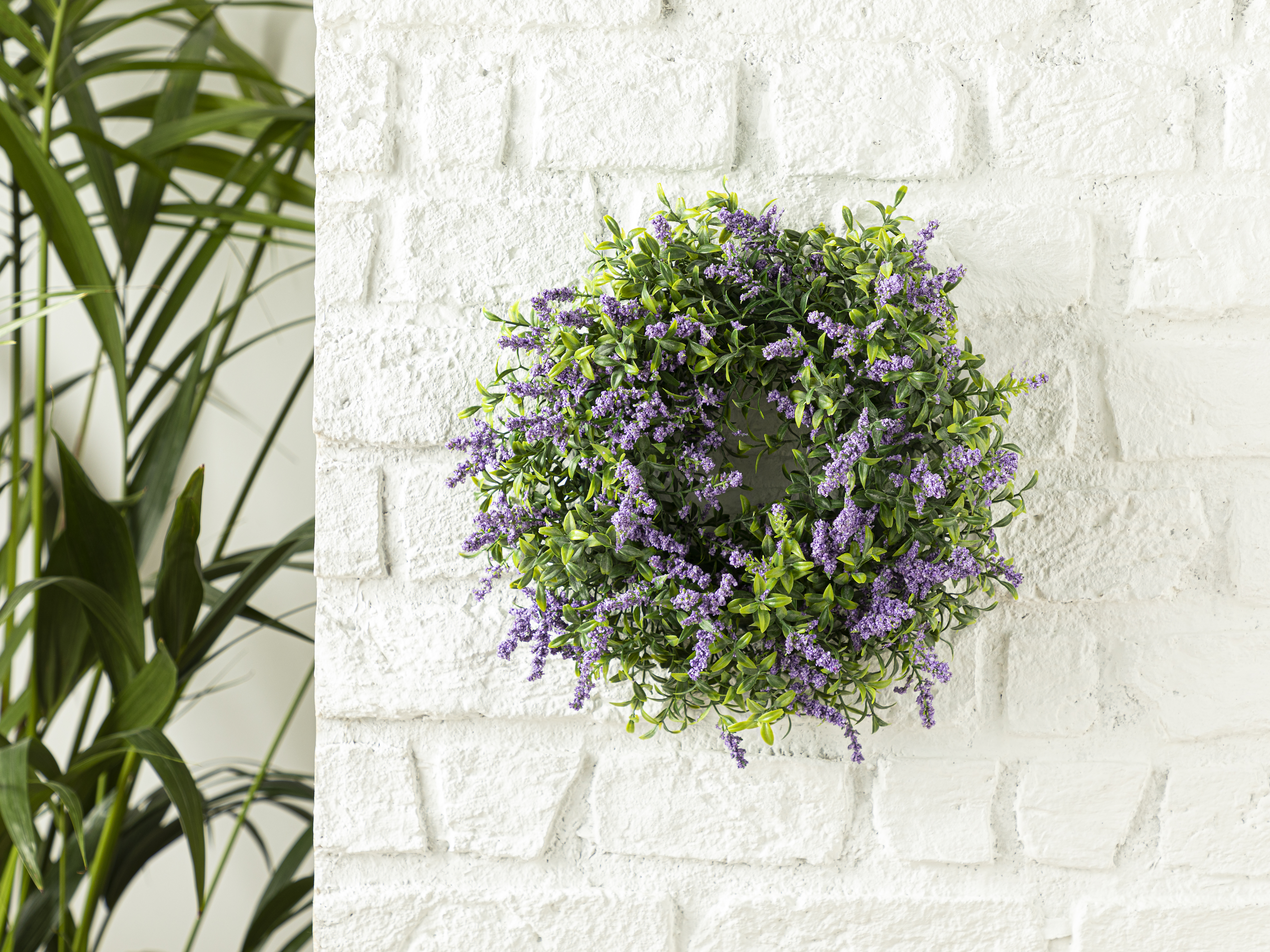 Lavender Wreath Door Ornament 35x33x61 Cm Purple