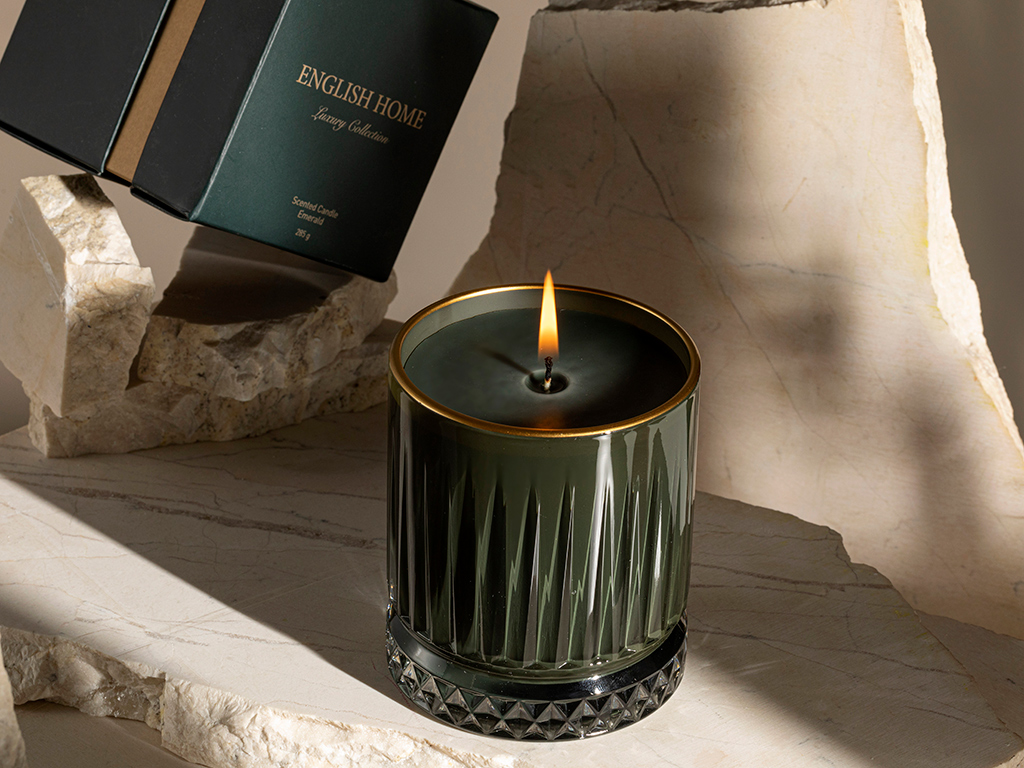 Luxury SCENTED CANDLE 285 G Emerald