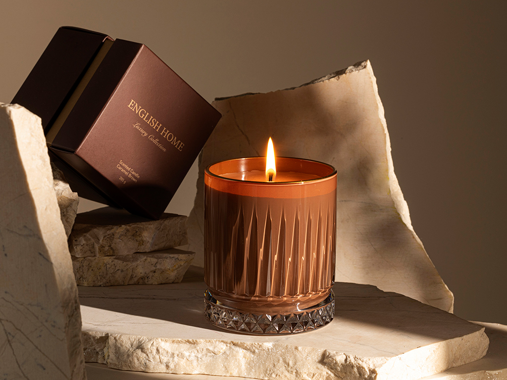 Luxury SCENTED CANDLE 285 G Caramel Brown