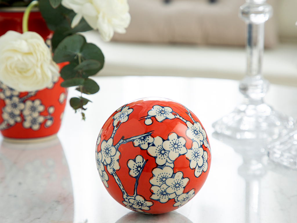 Sakura Garden Porcelain Decorative Object 10x10x10 Cm Red