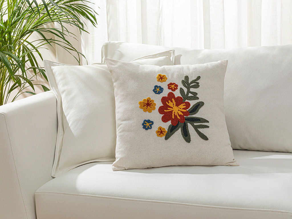 Luna Punch Embroidered Cover Throw Pillows 45x45 Cm Natural