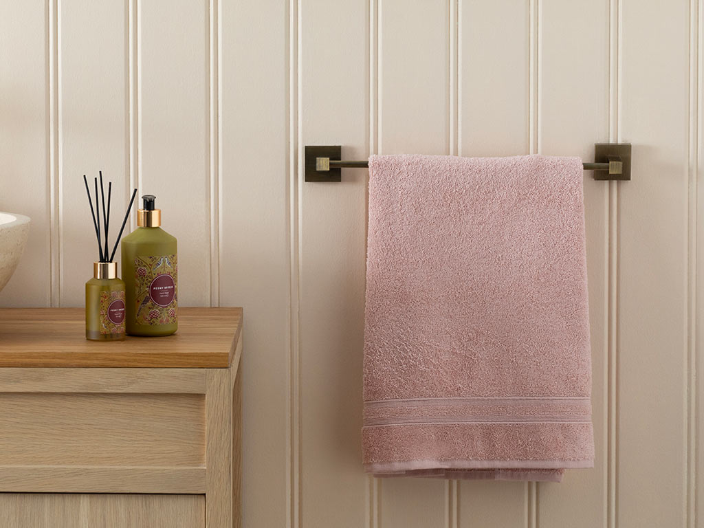 Pure Basic Cotton Face Towel 50x90 Cm Light Pink,