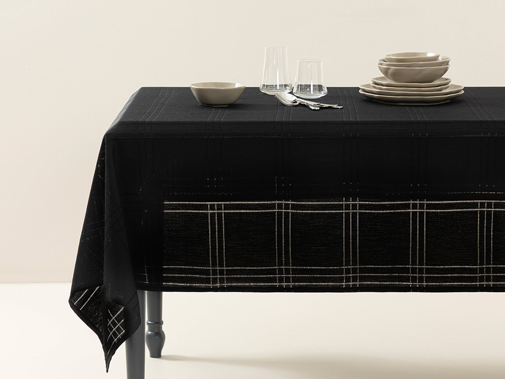 Navy Polyester Ajour Fabric Table Cloth 150x200 Cm Black