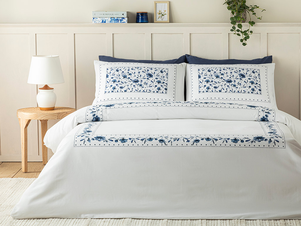 Flower Chain Soft Cotton With Digital Print Single Size Duvet Cover Set 160x220 Cm Navy Blue