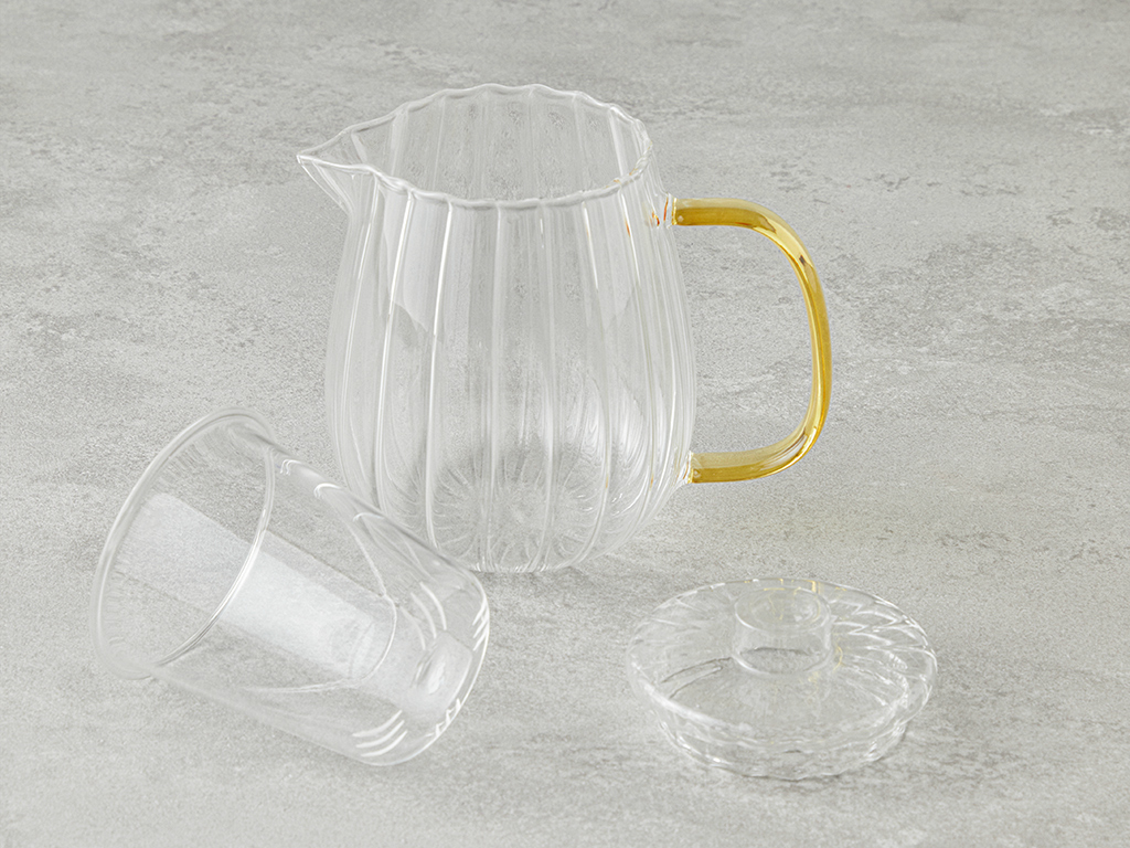 Marja Borosilicate Glass With Strainer Tea Pot 680 Ml Transparent