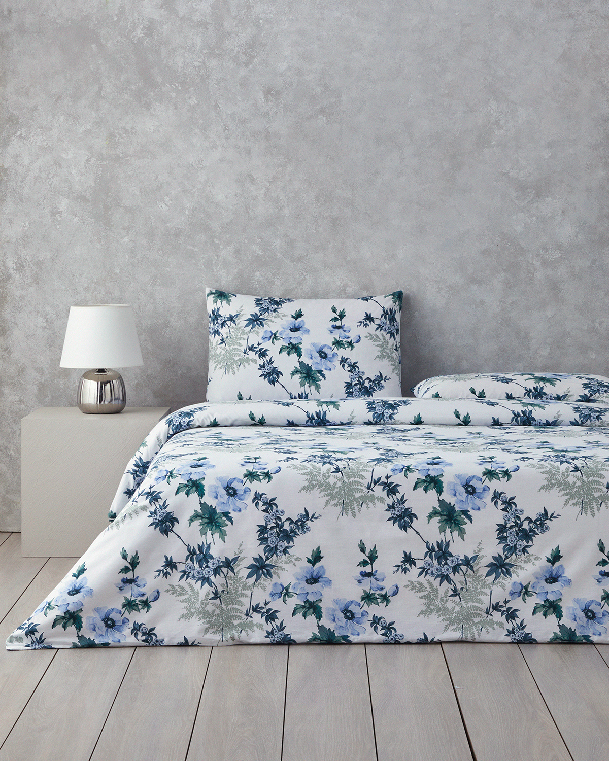 Bloomy Garden  Cotton Double Size Duvet Cover Set 200x220 Cm Blue