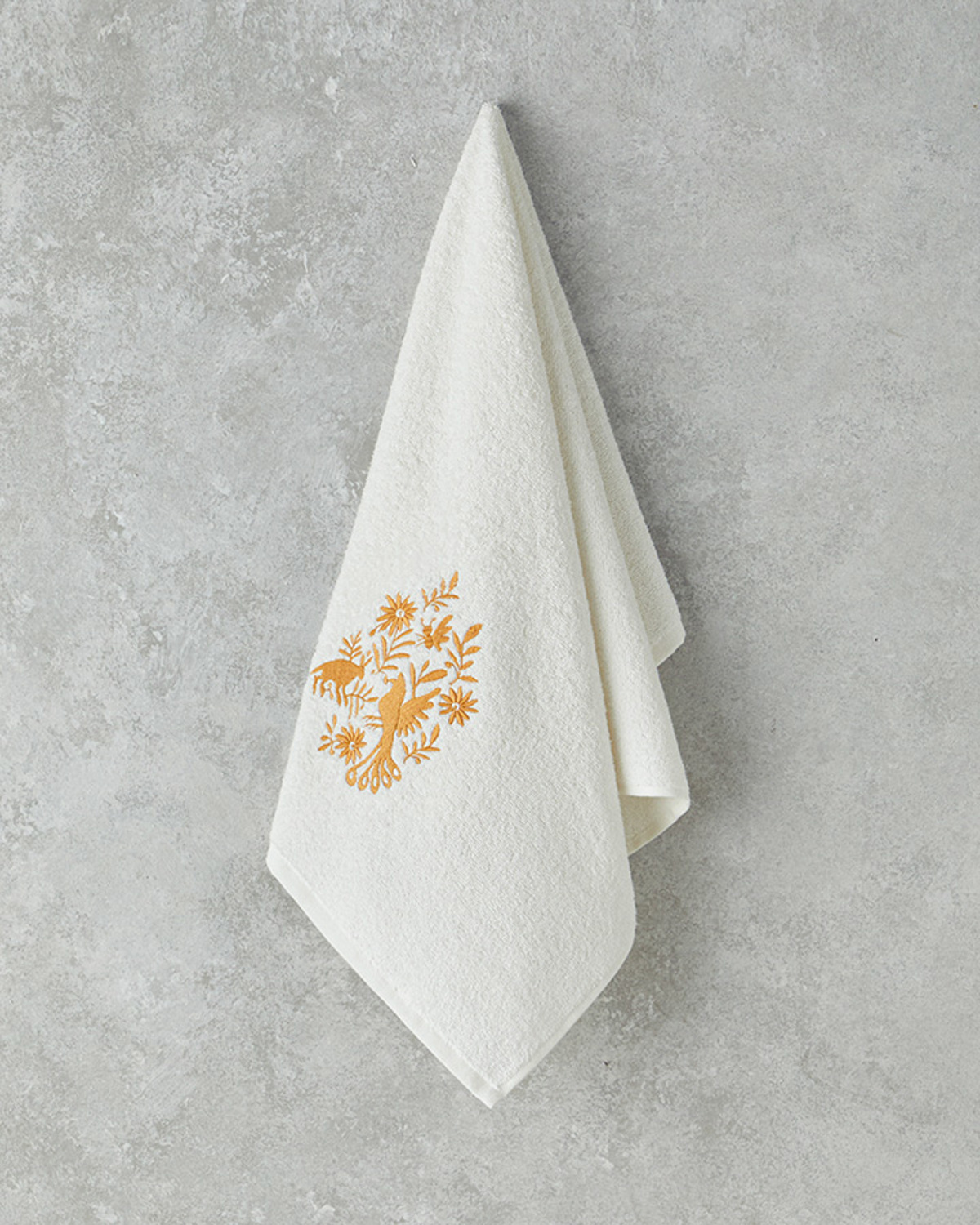 Floral Crowd Cotton Embroidered Face Towel 50x80 Cm Ecru