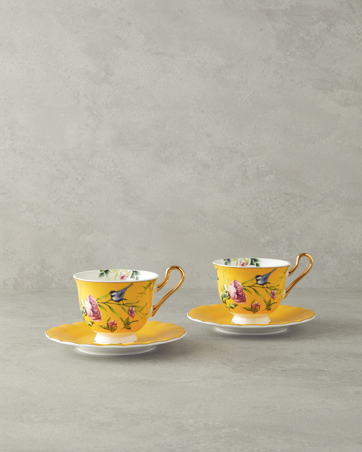 Vanilla New Bone China 4 Pieces 2 Servings Tea Cup Set 220 Ml Yellow