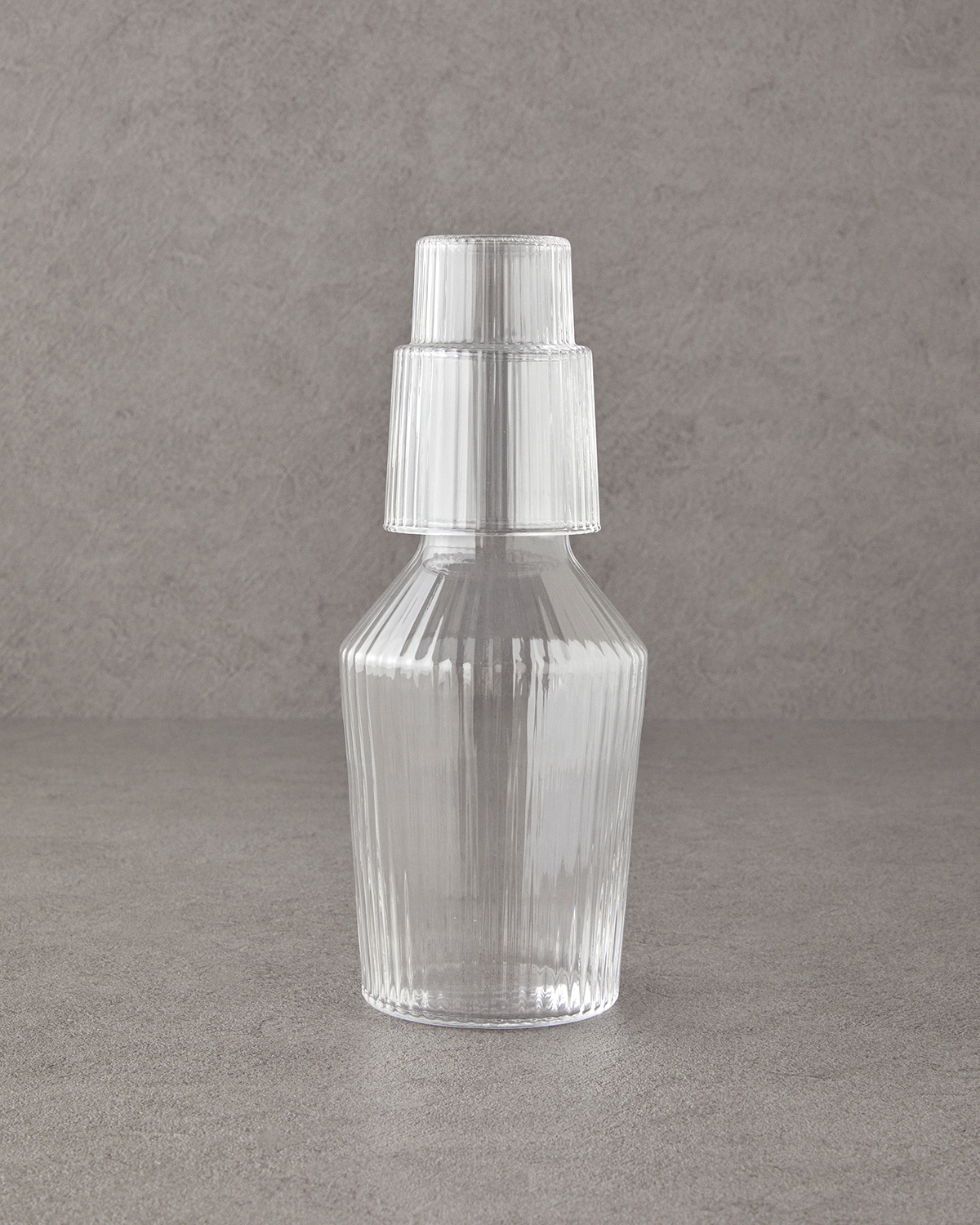 Aura Glass Bedside Jug 1000 Ml Transparent