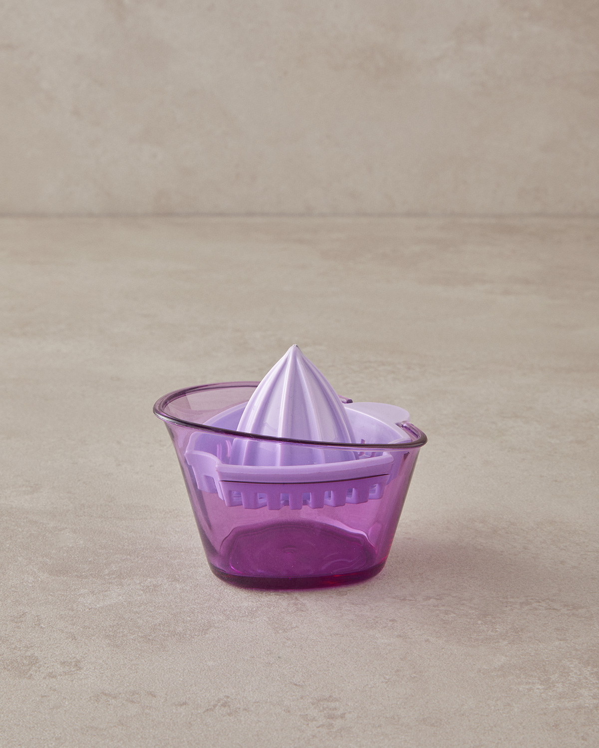 Arnie Plastic Lemon Squeezer 11,5x10x9 Cm Purple