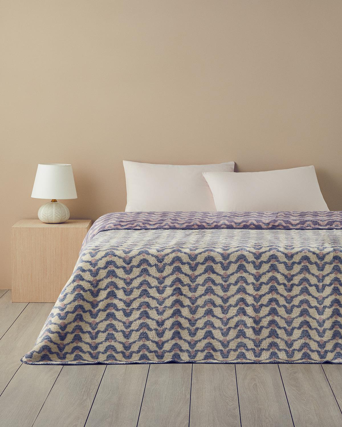 Heritage Acrylic Double Size Blanket 200x220 Cm Blue